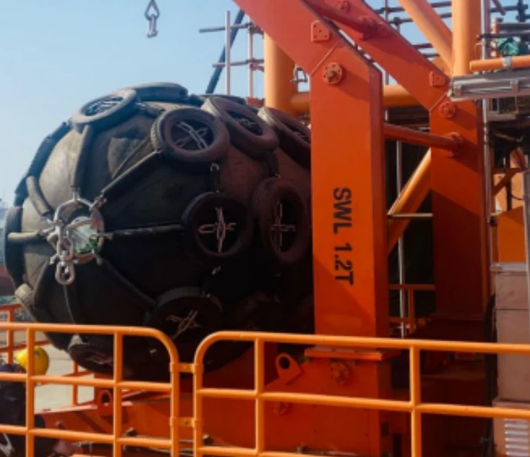 Fender Crane For Marine Terminal
